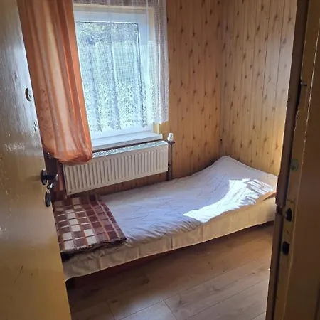 Lodge Niepubliczne Szkolne Schronisko Mlodziezowe